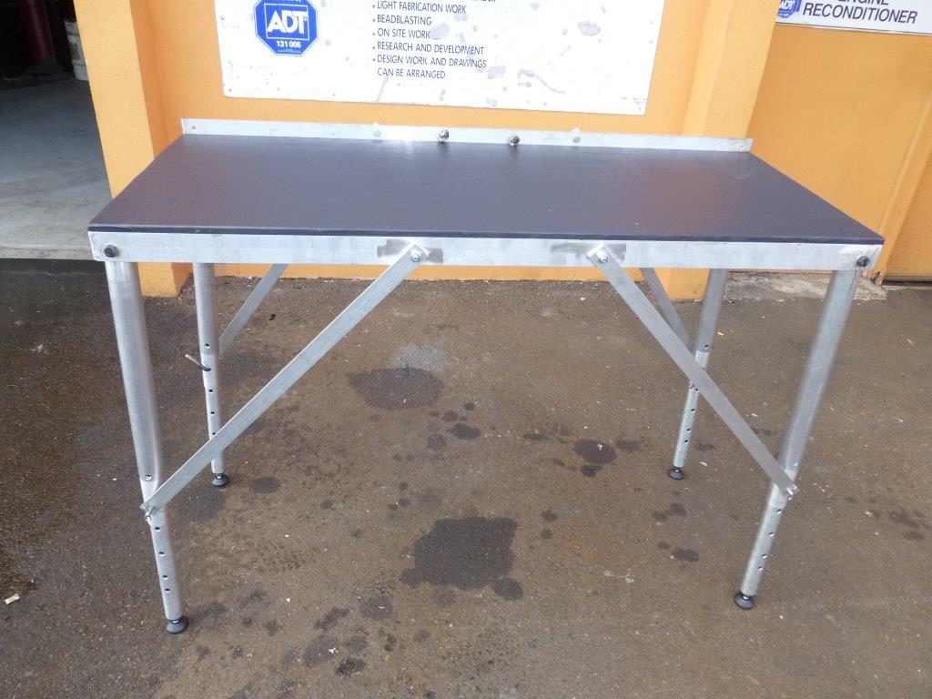 Fabricated Alloy HEavy Duty Esculator Handrail Table